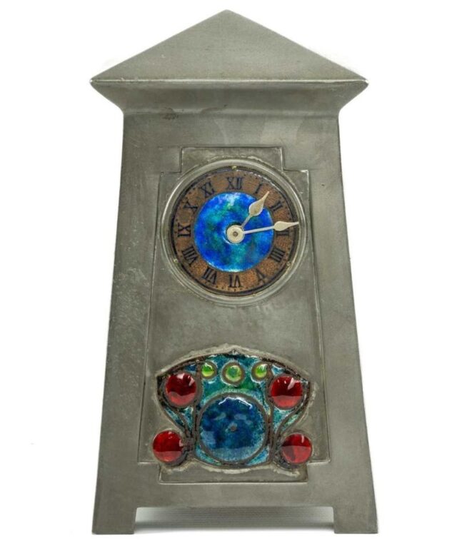 Liberty Co Clock
