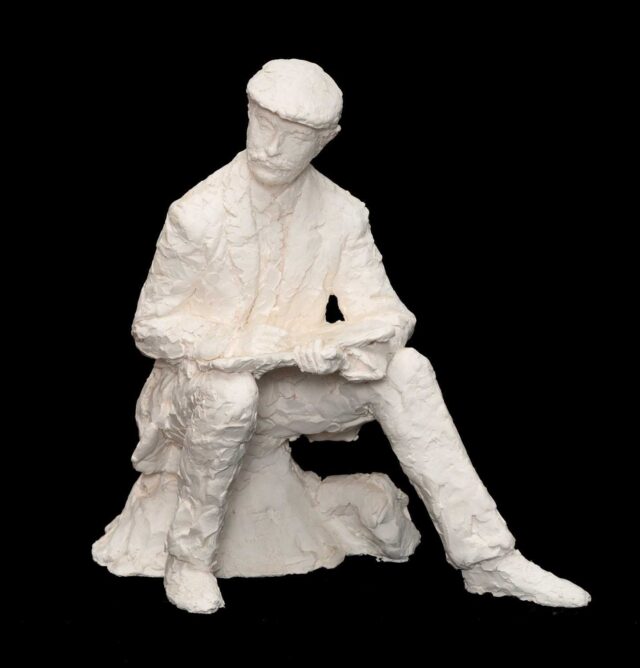 Kyffin Statue