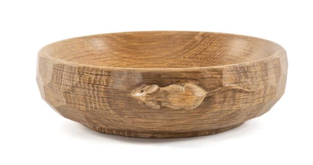 Mouseman adzed dairy bowl sold 260 20th Jan 2026