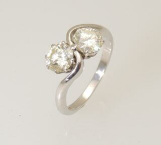 18CT White Gold & Diamond Crossover Ring
