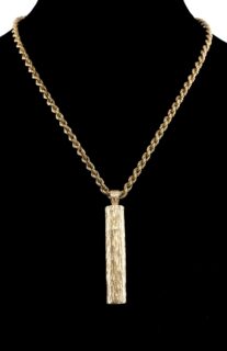 9CT Gold Log-Form Pendant