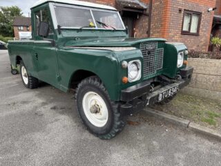 Green Land Rover 1968