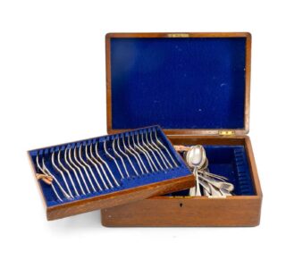 Walker & Hall Silver Table Cutlery